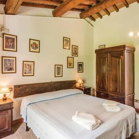 Pet Friendly In Castiglione D,lago Pg דירה