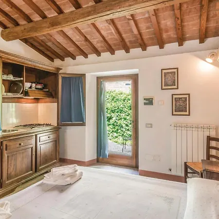 Pet Friendly In Castiglione D,lago Pg דירה