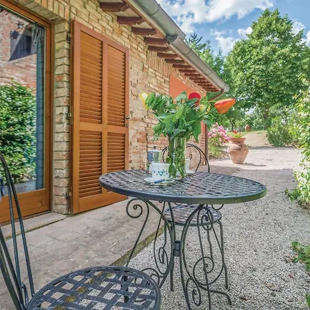 Pet Friendly In Castiglione D,lago Pg דירה *